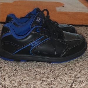 Kids bowling shoes